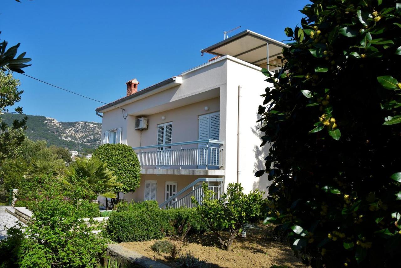 Miramar Gardenn Apartmment Banjol Екстериор снимка